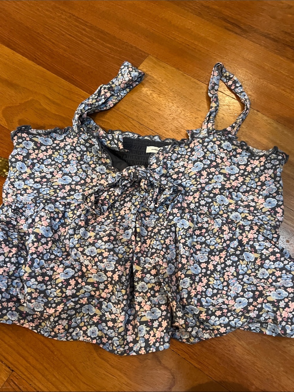 Women’s Floral flouncy & peplum tanks - Picture 10 of 10